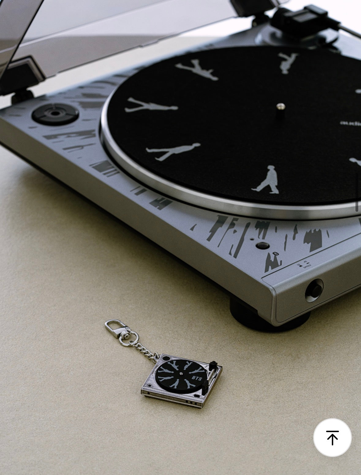 Turntable Keyring